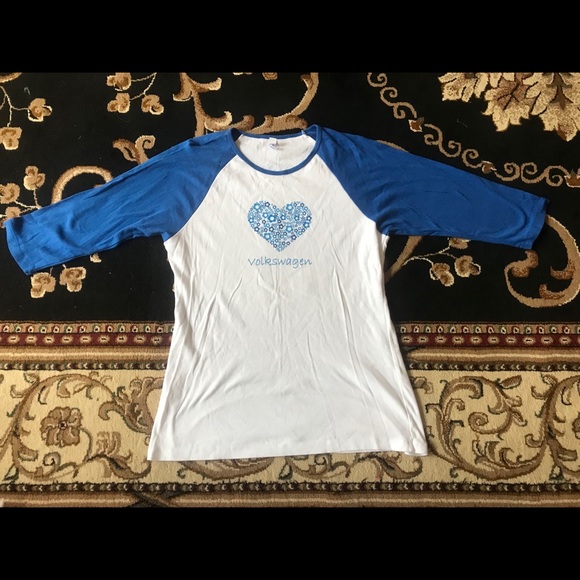 Genuine VW Tee/ 2x but really fits like a xl-large - Picture 3 of 3